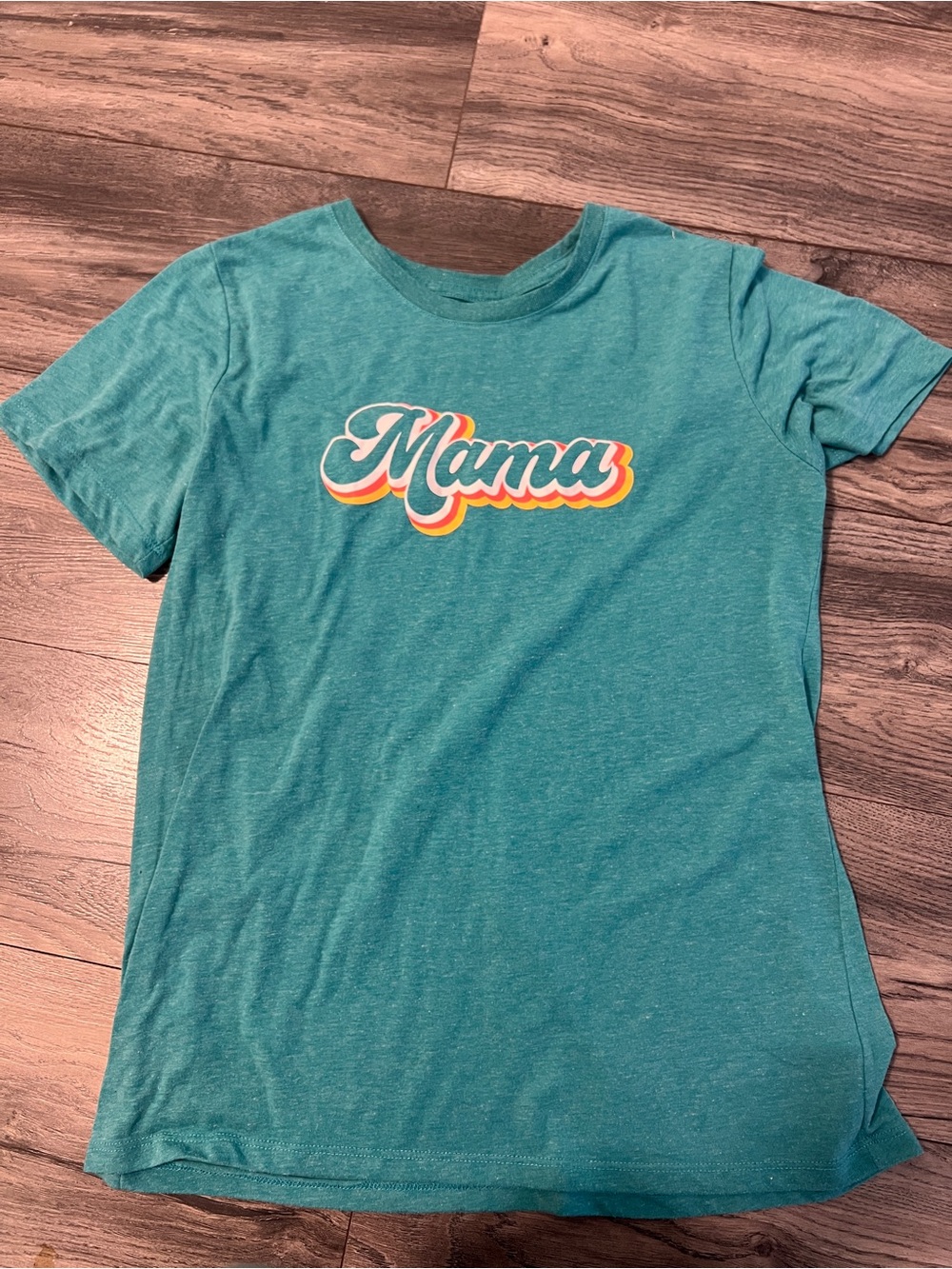 🌱🦢4 FOR $15!🦢🌱 
Mama Graphic Tee